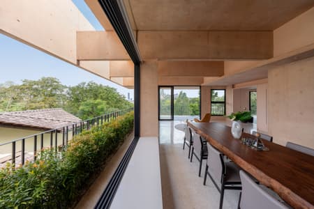 Armoua House